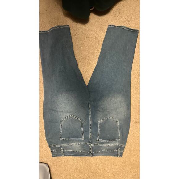 3X 22 Plus Size BloomChic Skinny High Rise Cropped Jeans Stretchy Fit - Picture 11 of 11